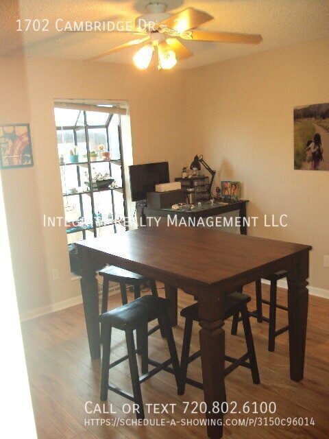 Photo - 1702 Cambridge Dr Unit 2
