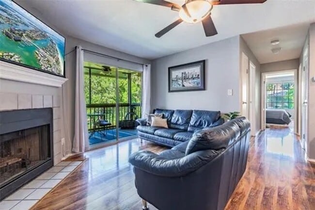 Beautiful 2 bedroom, 2 bathroom condo! - Beautiful 2 bedroom, 2 bathroom condo!