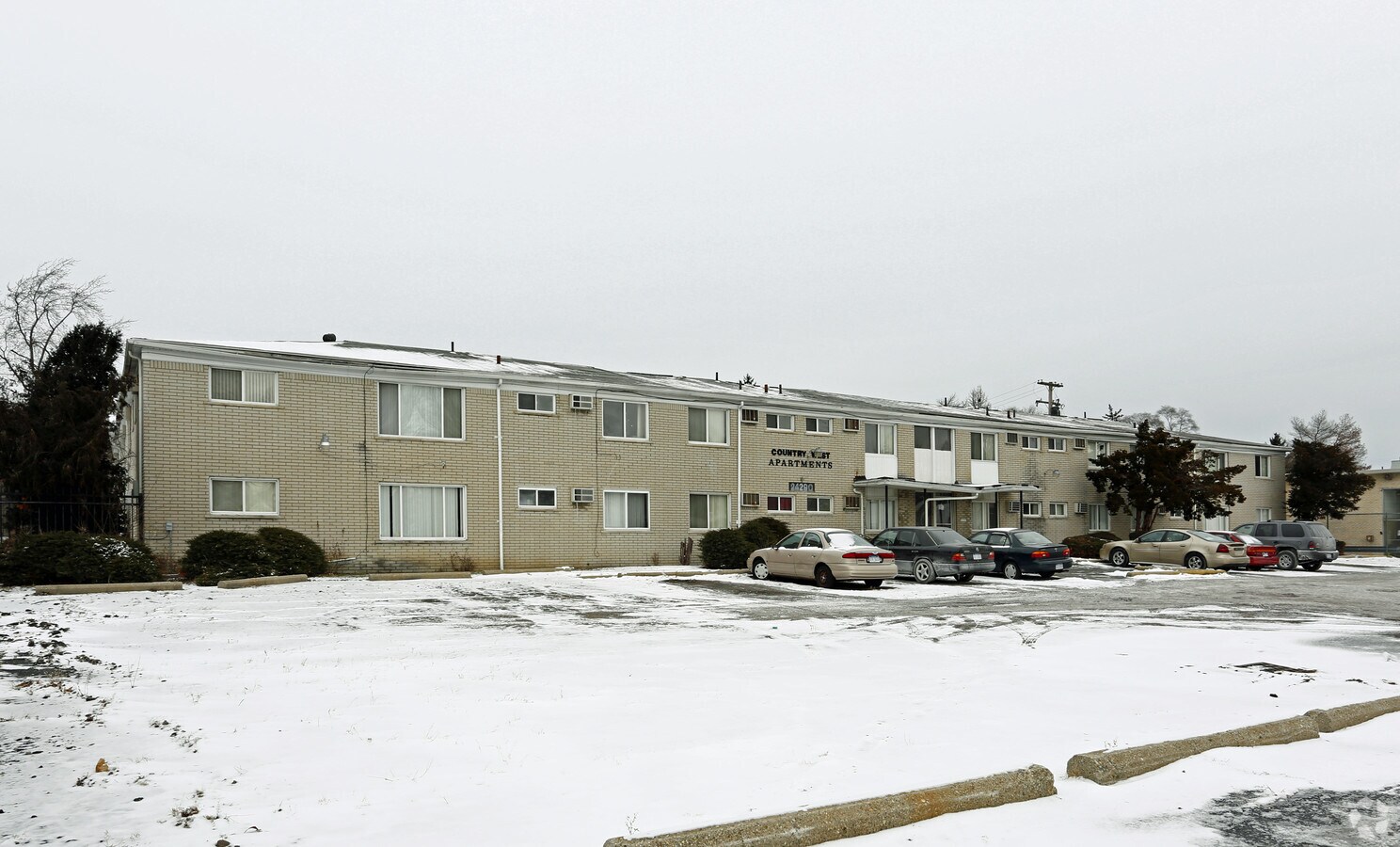Courtyard Apartments - Courtyard Apartments