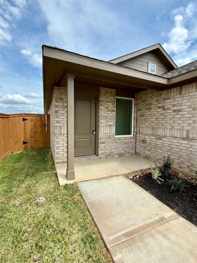 Building Photo - 3053 Sunrise Dr Rental