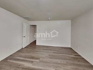 Photo - 4026 Clay Ct SE