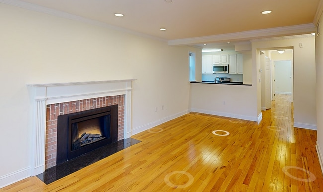 Photo - 37 Langdon St Unit 01