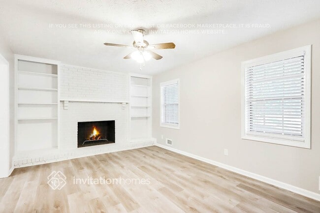 Building Photo - 5779 Simone Dr