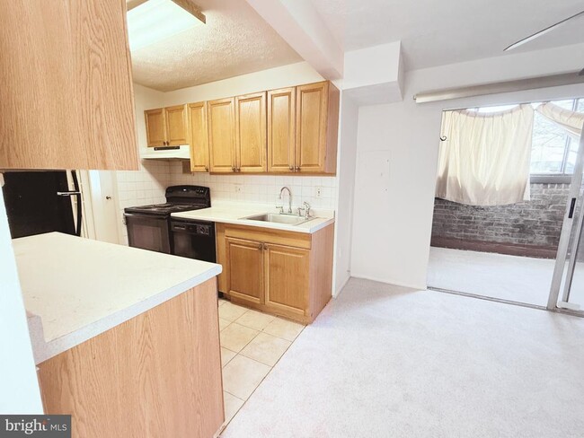 Photo - 7716 Hanover Pkwy Unit T-4