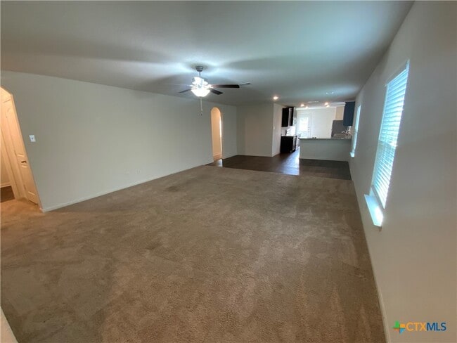 Photo - 208 Allington Cir