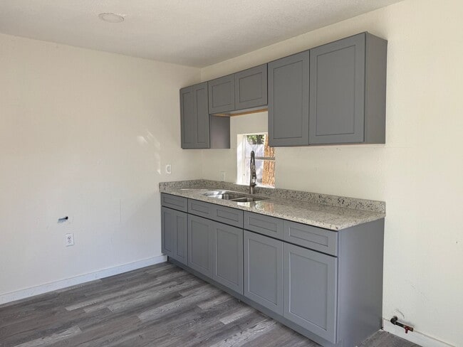 Photo - 419 Peabody Ave Unidad 3