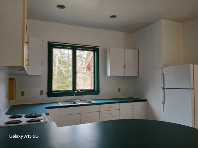 Photo - 957 Genthner Rd Unit 4