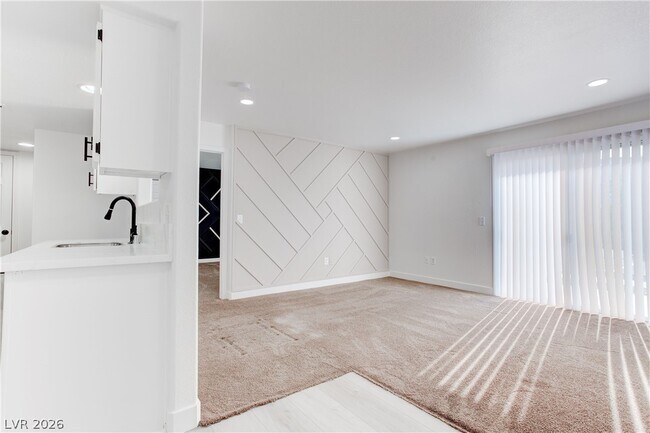 Photo - 5792 Ambassador Ave Unit 102