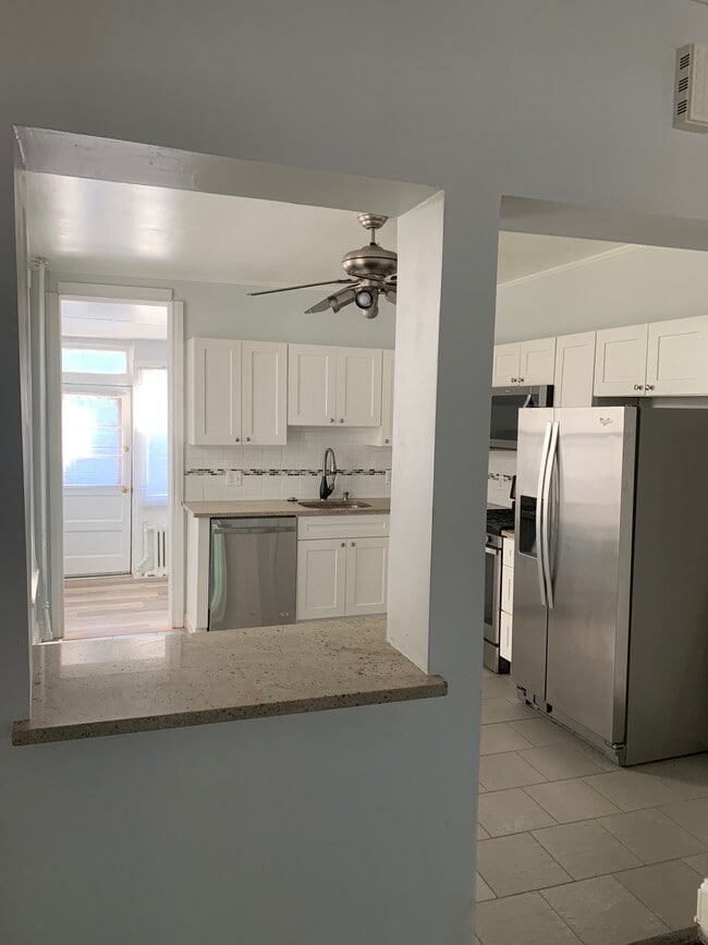 Photo - 203 Levering St