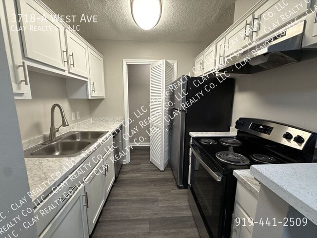 Building Photo - 3718 West Ave
