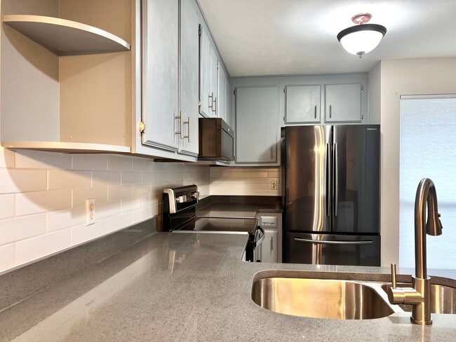 Photo - 3724 54th Ln