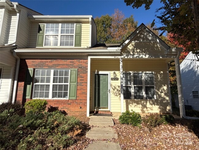 Building Photo - 5229 Ficus Tree Ln