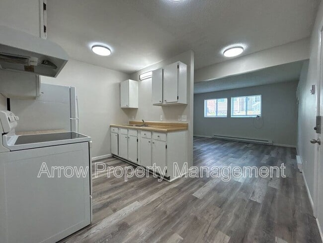 Photo - 906 East E Street