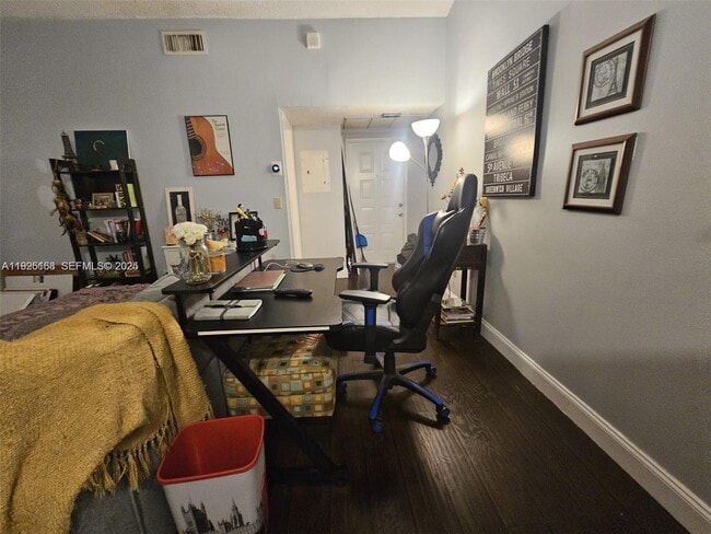 Photo - 1140 Independence Trail Unit 1140H