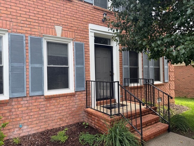 Photo - Great 3 Bedroom Home in Bellevue