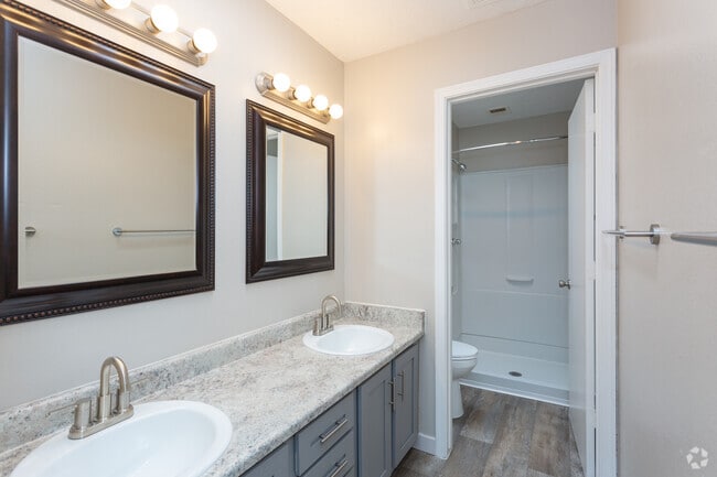 2BR 2BA - 1,308 SF