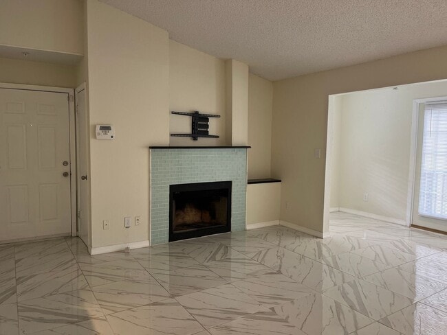 Photo - 232 Afton Square Unit 201