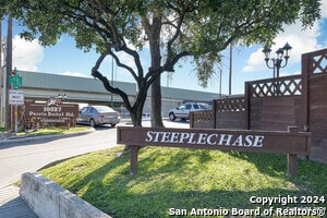 Building Photo - 10527 Perrin Beitel Unit A112