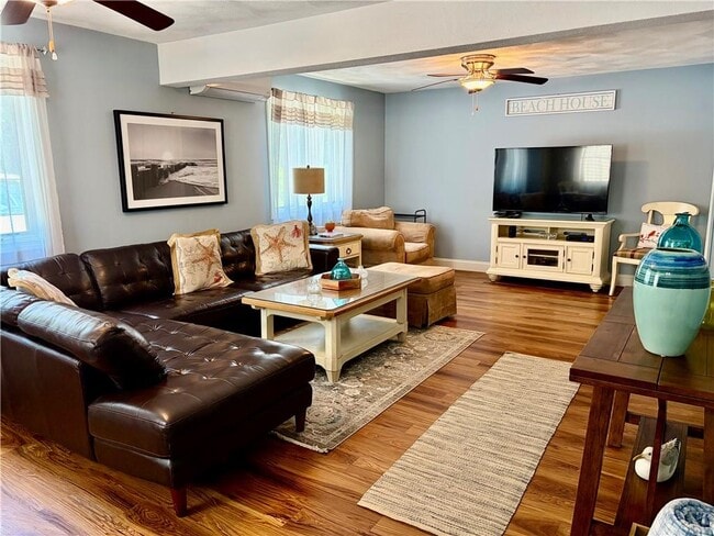 Photo - 15 Deangelis Dr
