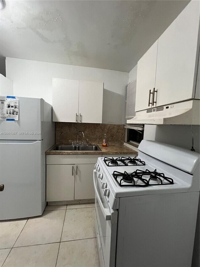 Photo - 413 NW 33rd St Unit A