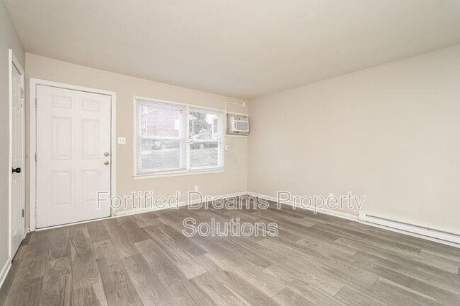 Photo - 900 Lowdermilk St Unidad 900-G