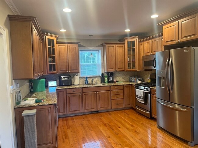 Photo - 810 Washington St