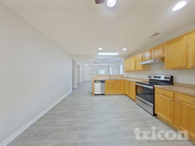 Photo - 217 Wild Olive Dr
