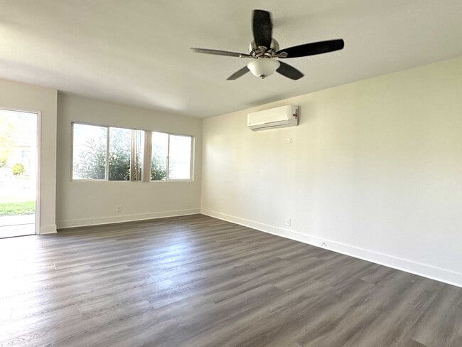 27558 1/2 Violin Canyon Rd