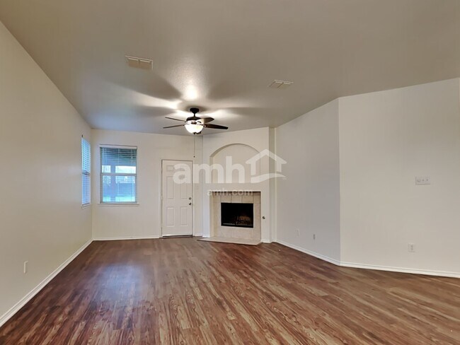 Photo - 1509 Marble Cove Ln