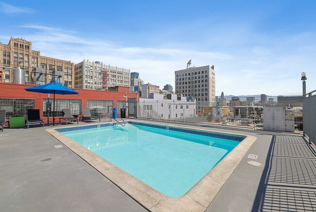Santee Court
