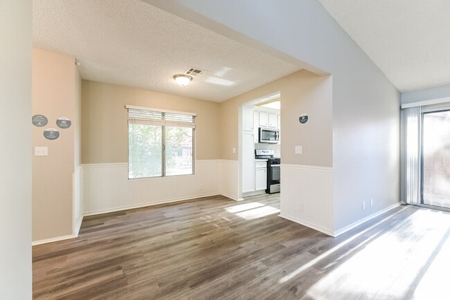 Photo - 763 Heritage Vista Ave