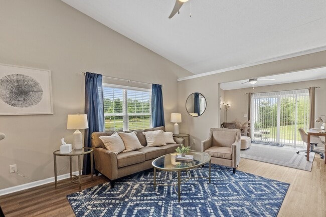 Photo - Redwood Blacklick