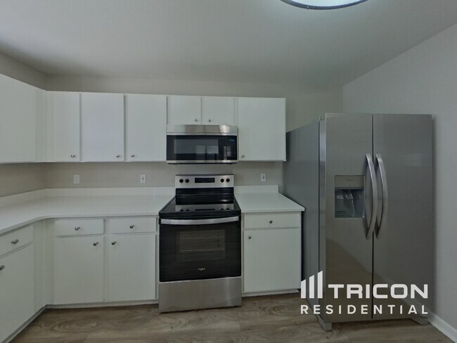 Photo - 758 Sinclair Dr