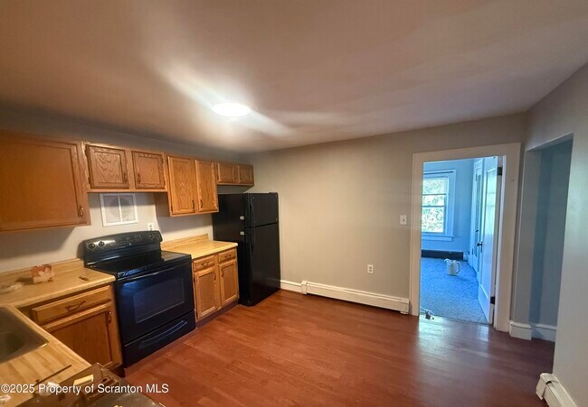 Photo - 23 Spring St