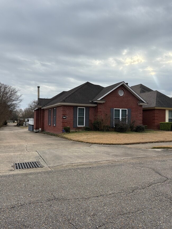 Building Photo - 2636 Boykin Pl