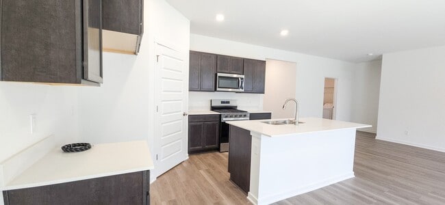 Photo - 4191 Viceroy St