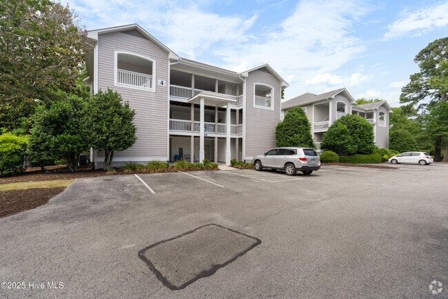 Building Photo - 3030 Marsh Winds Cir Unit 405 Rental