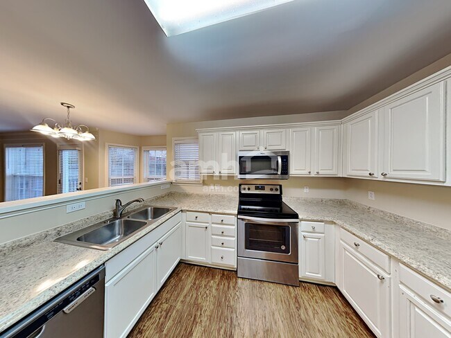 4012 Wellington Ct