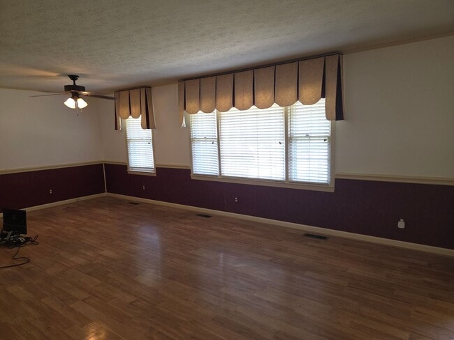 Photo - 1503 Palmer Dr