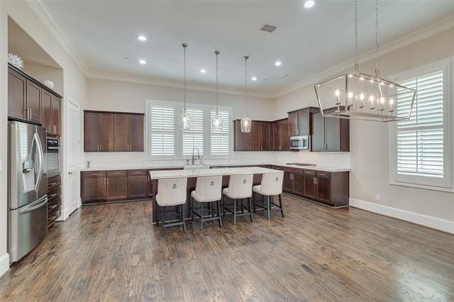 Photo - 2160 Helsminster Dr