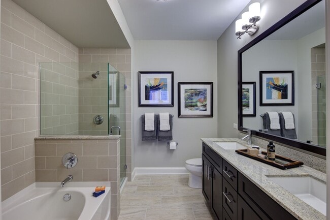 Photo - 705 S Clark St Unit 44G