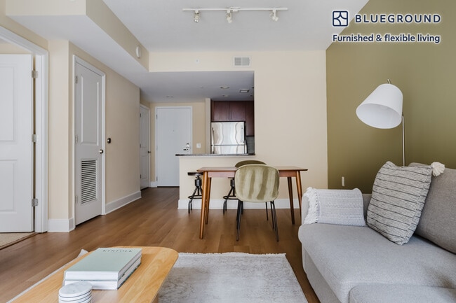 Photo - 415 L St NW Unit FL9-ID903