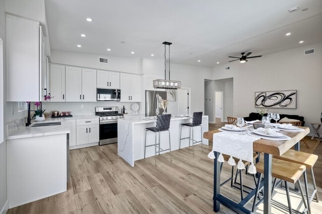 Photo - Coming Soon!  Welcome to the new charming apartments in Imperial Beach! Unidad 1