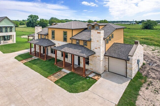 Photo - The Cloisters of West Tawakoni!