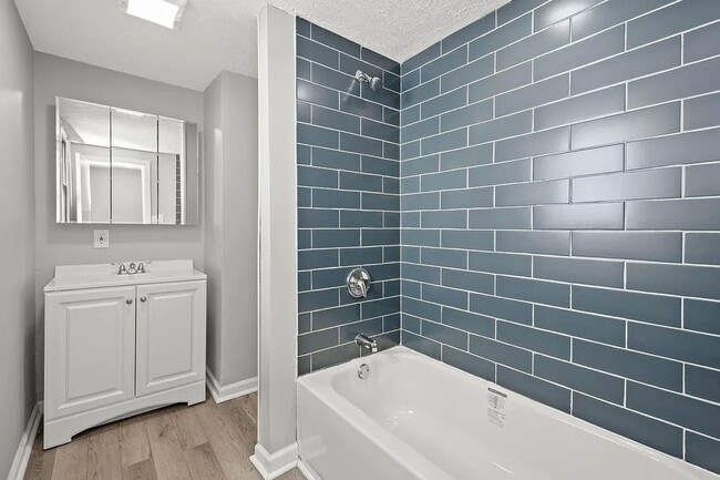 Photo - 207 Marie Ave