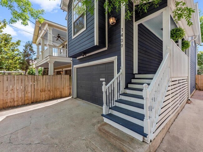 Photo - 1409 Blair St Casa