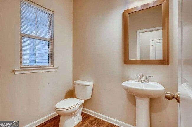 Photo - 1526 Brookmere Way