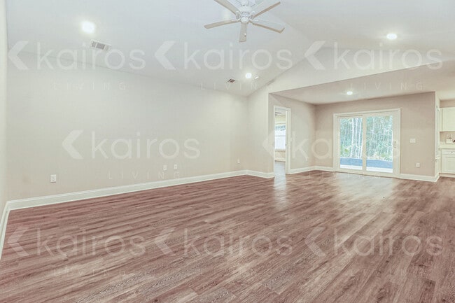 Photo - 155 Cottage Grove Rd