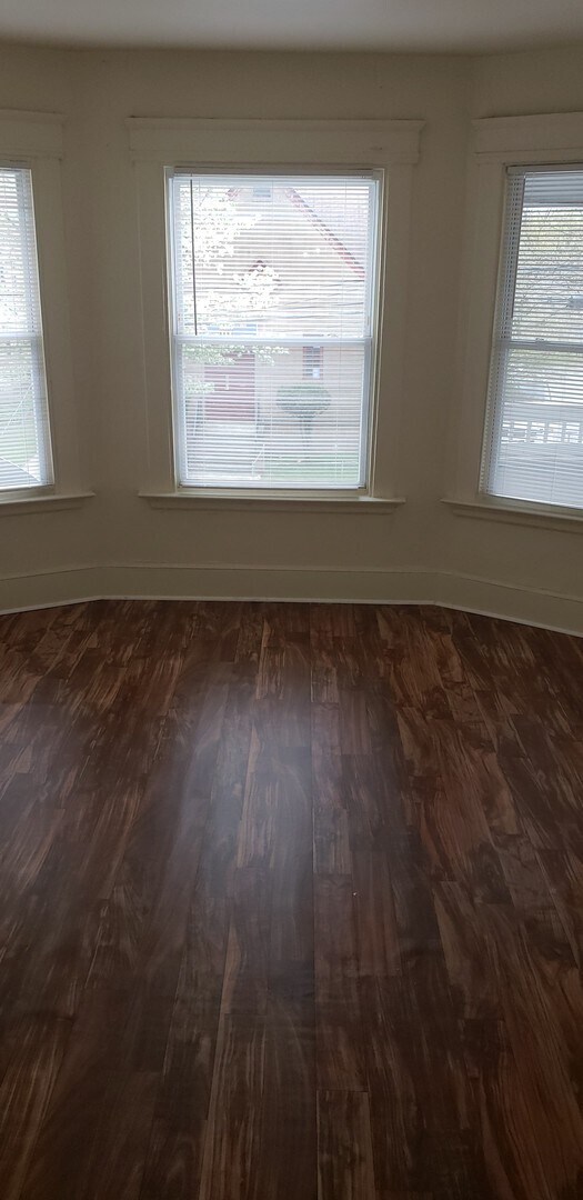 Photo - DICKERMAN Unit 2