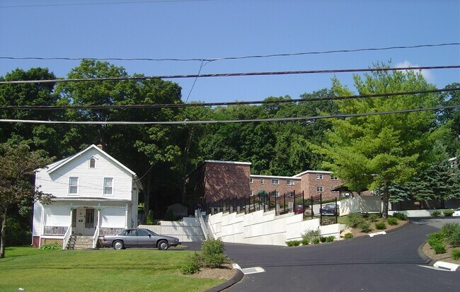 Photo - 29 Poplar St Unit A